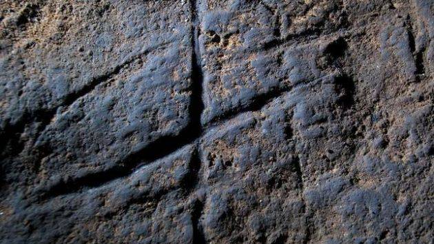 Descubren grabado realizado por neandertales.
