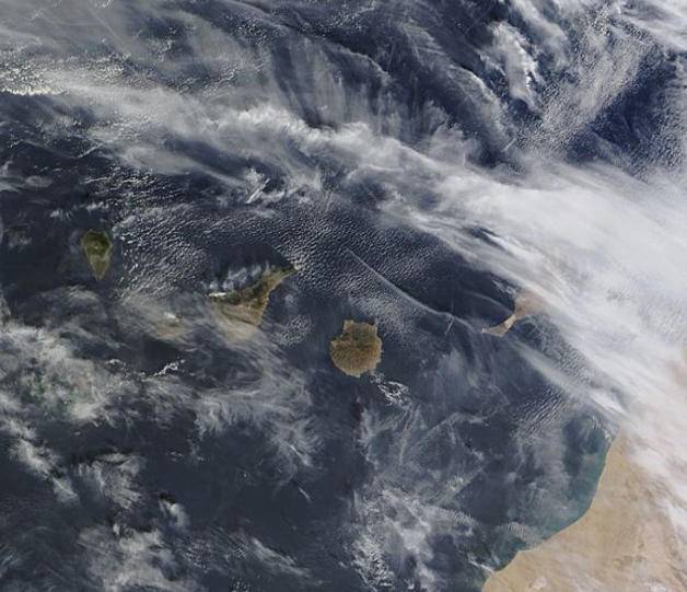 El Hierro desde el espacio.