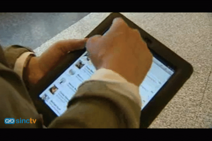 El libro del futuro, multimedia y social