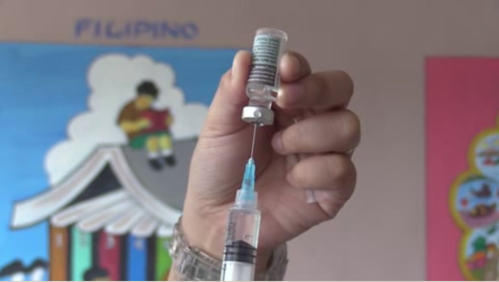vacunación contra el dengue