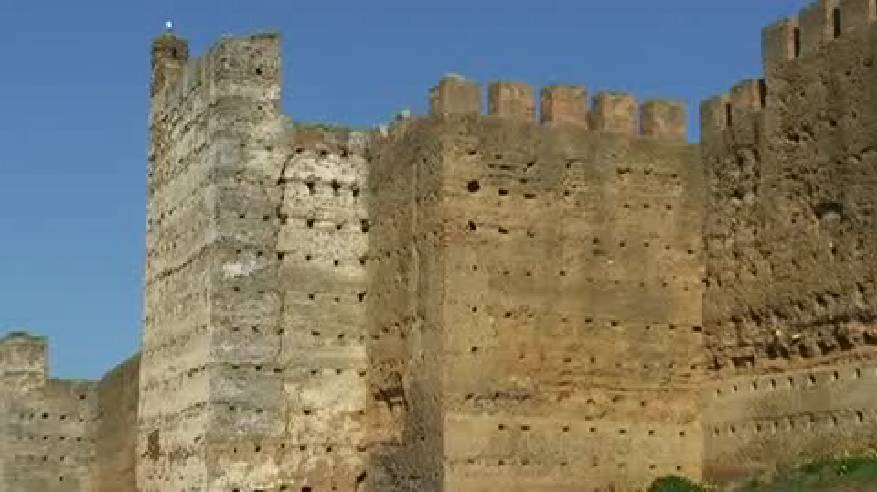 Hallan nuevos tramos de murallas únicas en España