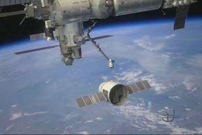 La Estación Espacial recibe por primera vez a un vehículo del sector privado 