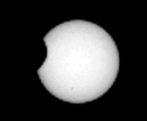 Transición de Phobos por delante del Sol. 
