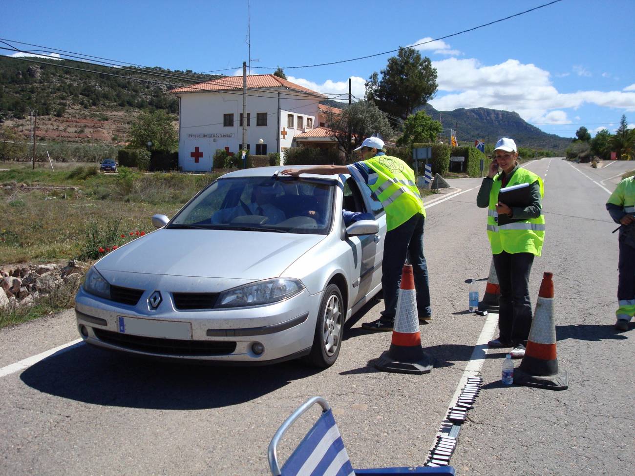 Investigadores de la UPV durante las pruebas de campo de REVEL