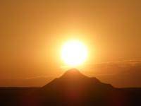 Solsticio de verano desde el santuario de Segeda
