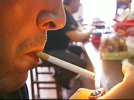 Todos los locales públicos estarán libres de humo en dos años
