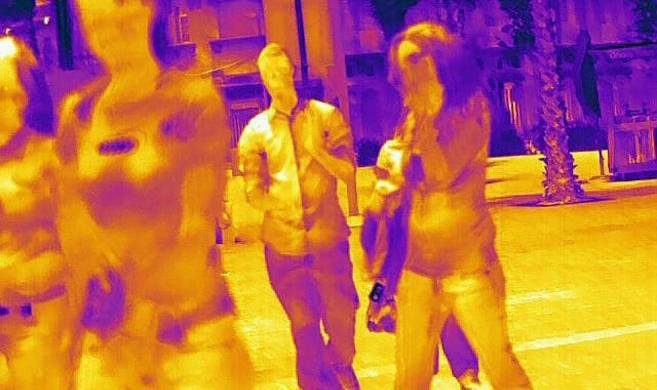 Cámaras térmicas para detectar la fiebre.