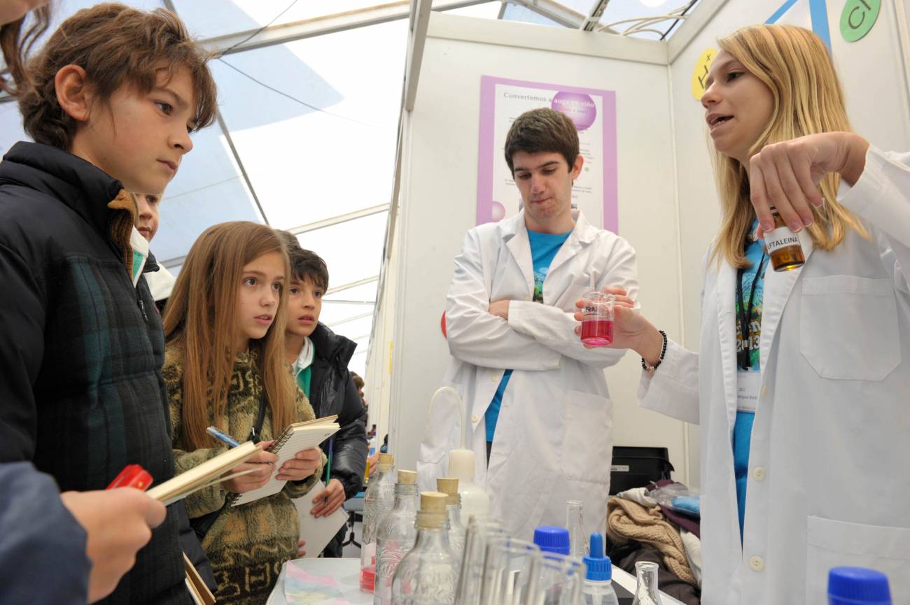 Antikamikazes para autopistas, estudios sobre la morriña y perfumes ecológicos en Galiciencia