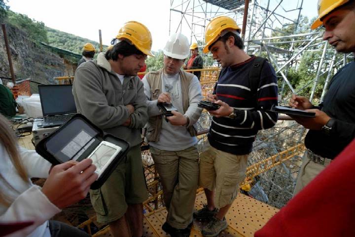 PDAS en pleno uso en Atapuerca