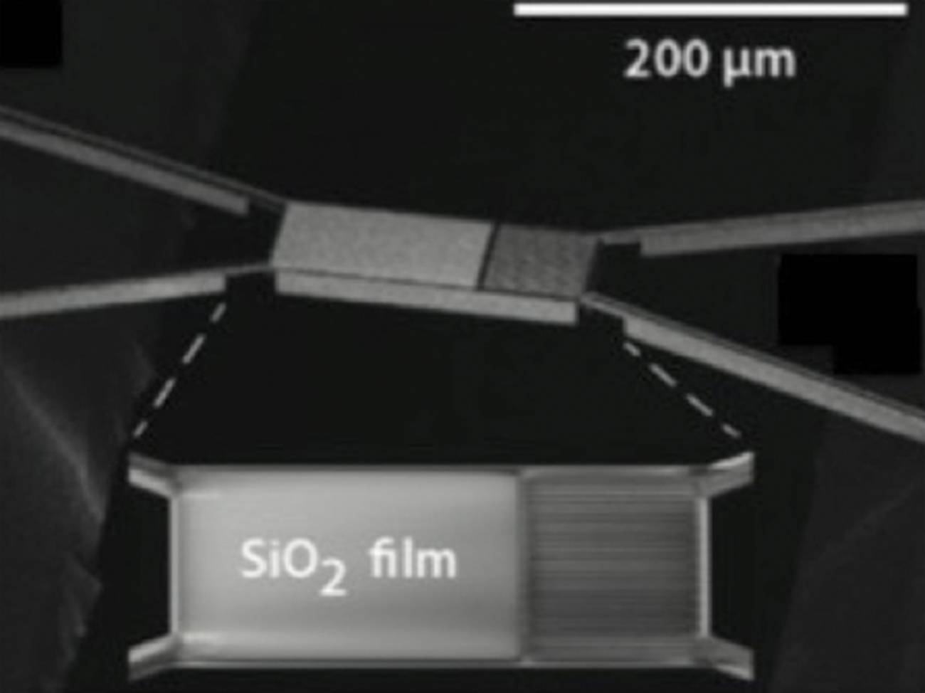 Capas atómicas de oxido de silicio emiten una cantidad extraordinaria de radiación térmica