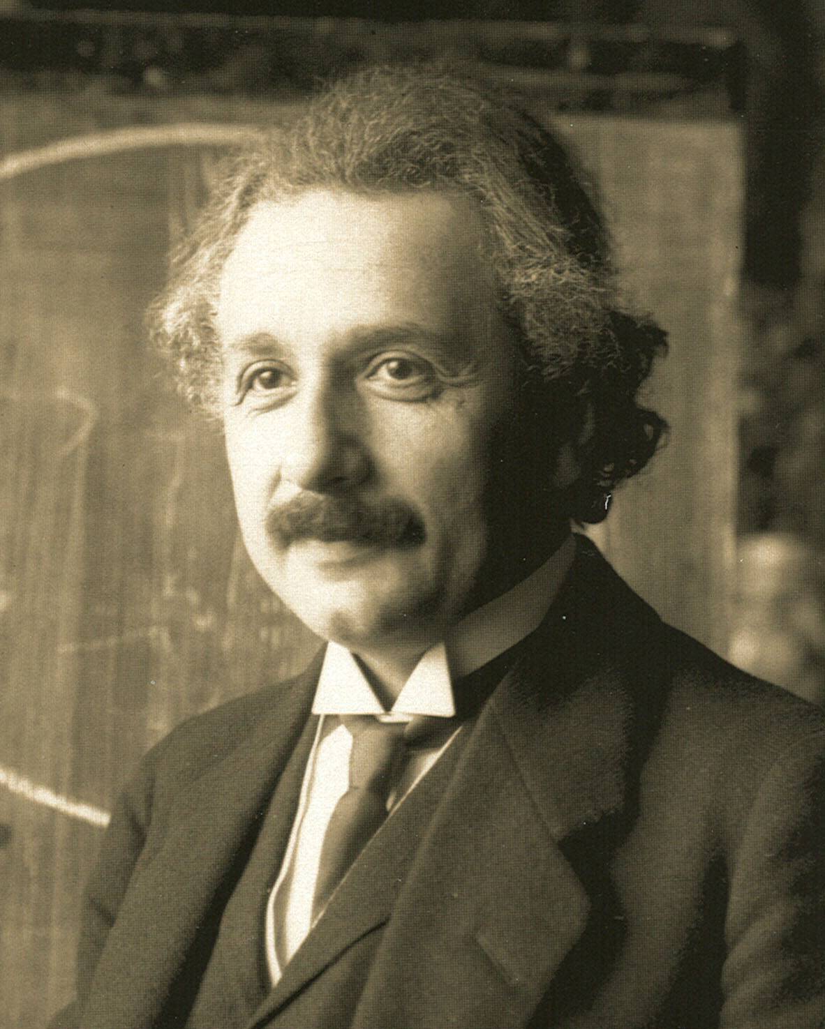 ¿Cómo debería ser el Einstein actual?