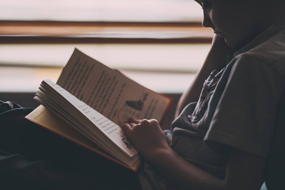How to detect the risk of dyslexia before learning to read