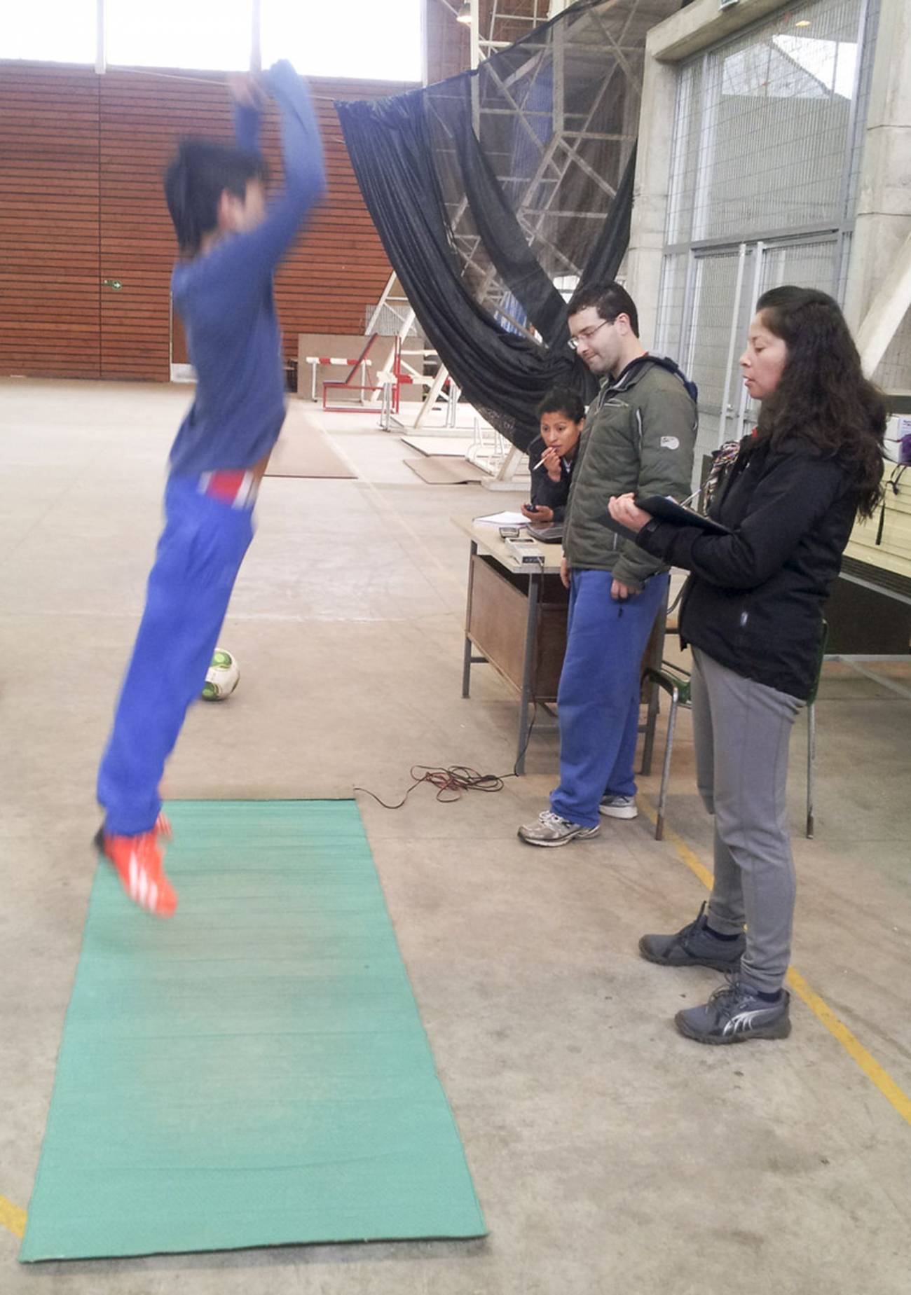 El entrenamiento pliométrico aumentar el rendimiento físico de los deportistas