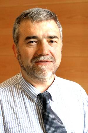 El Gobierno de Aragón otorga los premios 2008 al científico aragonés Mateo Valero y al programa Erasmus