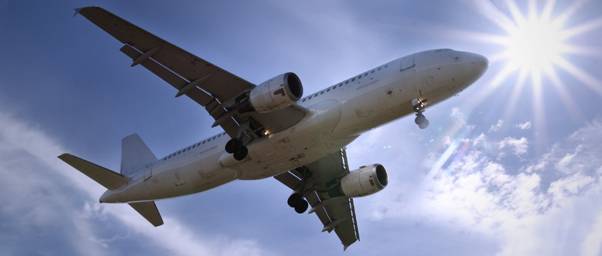 El sector de la aviación entrará en el comercio de derechos de emisión en 2012