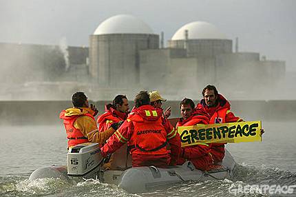 Activistas de Greenpeace