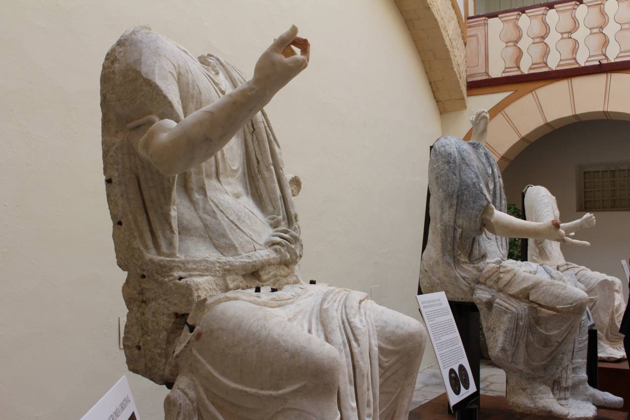 Física y química para sacar los colores a las esculturas romanas