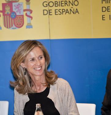 Garmendia presenta el último borrador del anteproyecto de Ley de la Ciencia