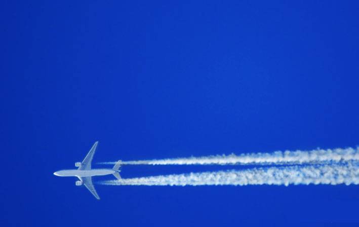 La aviación también pagará por la emisión de CO2