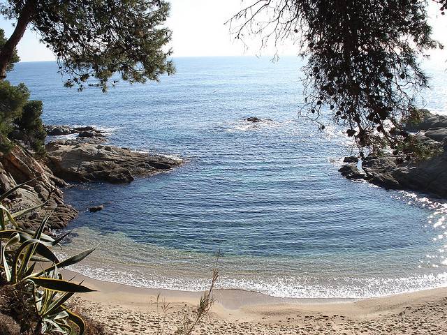 Playa de la Costa Brava. / Rsallo