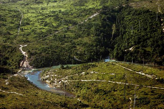 La fiebre del oro deforesta la Amazonía peruana 