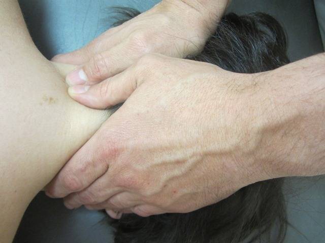 La fisioterapia mejora el síndrome del túnel del carpo en mujeres
