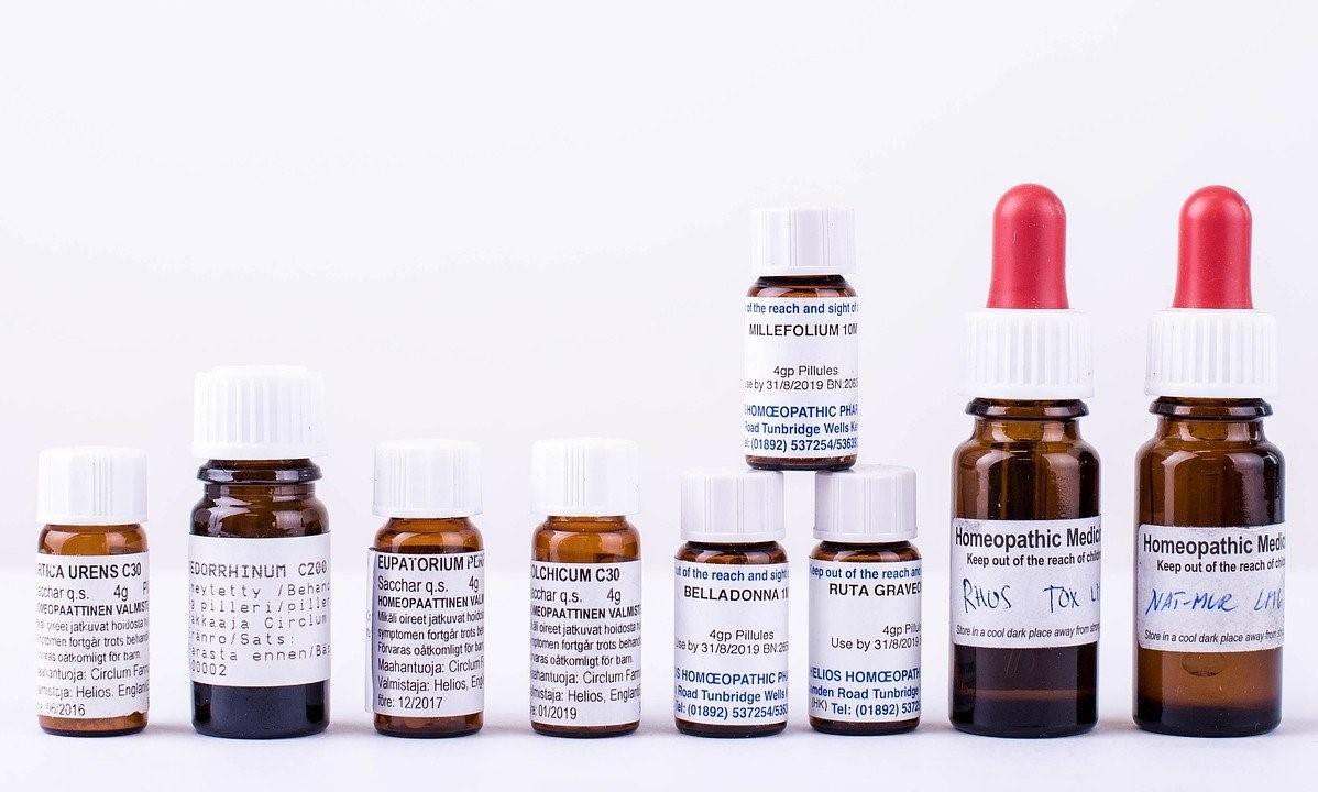 La homeopatía se apoya en una falsa apariencia científica para convencer a sus usuarios