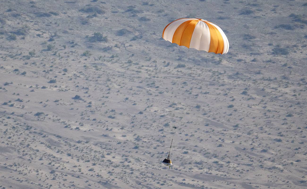 Prueba de caída y recuperación de la cápsula de retorno de muestras de la misión OSIRIS-REx