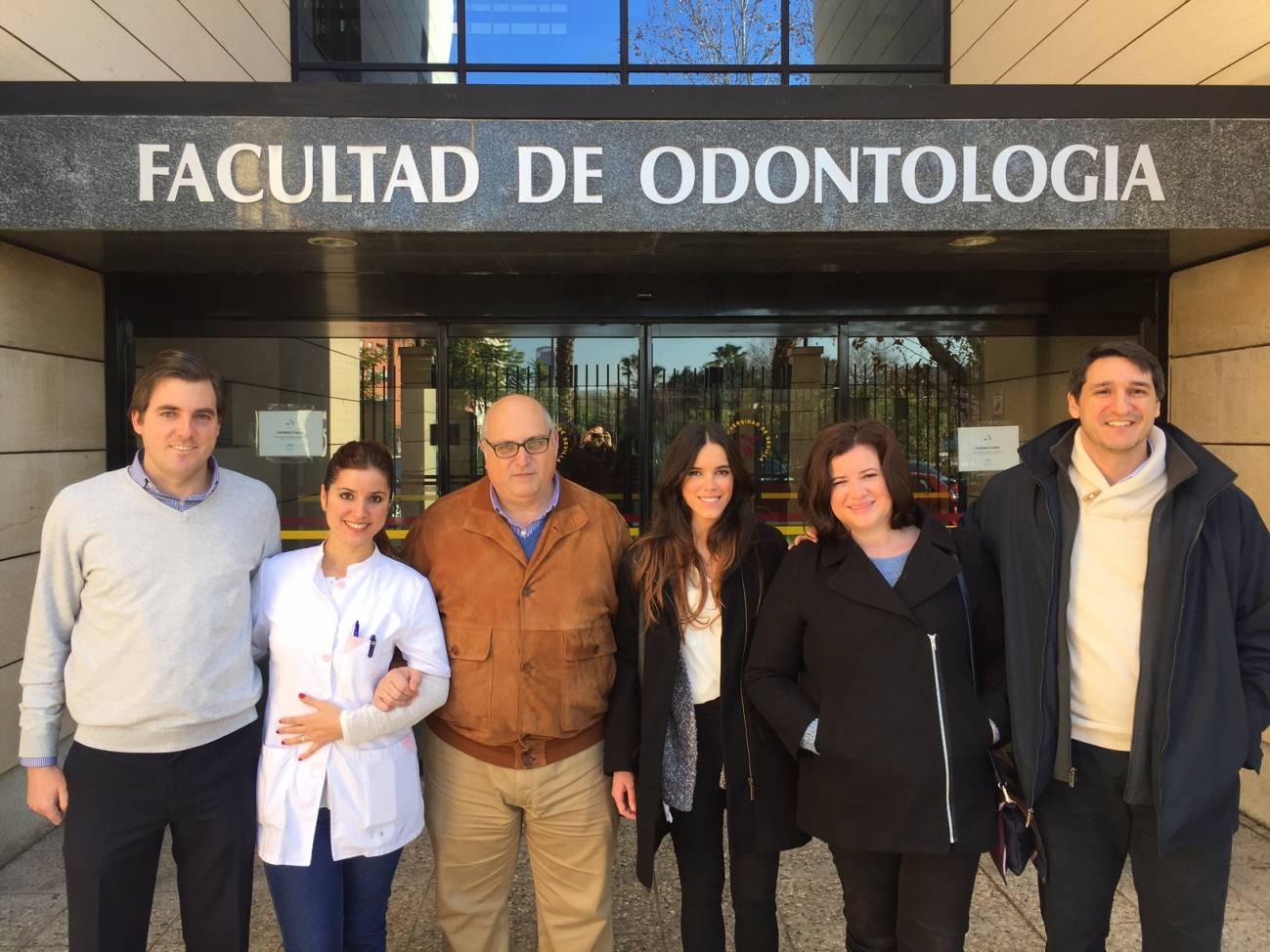 La osteoporosis no causa la pérdida de los implantes dentales