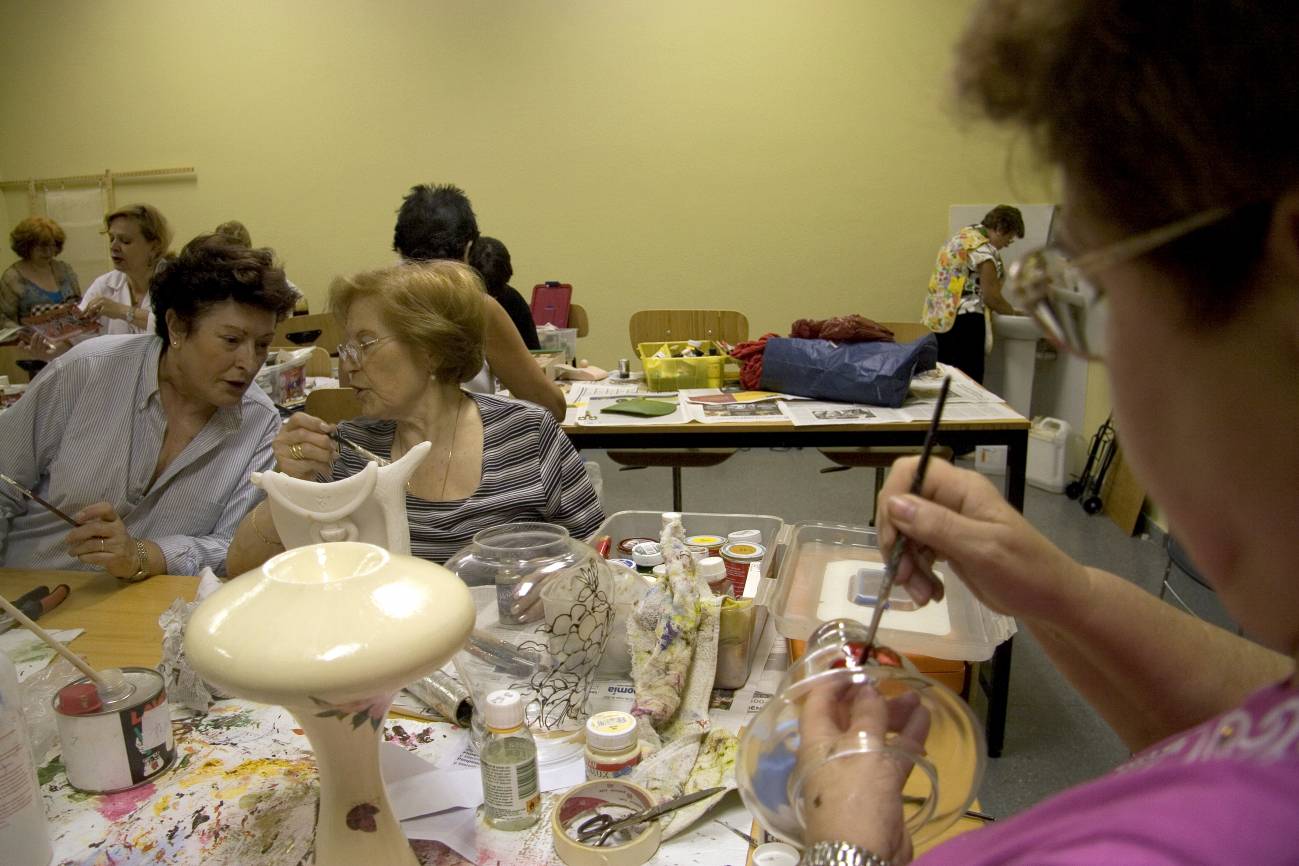 La pérdida de la agudeza visual en mayores es cada día más común y afecta más a las mujeres