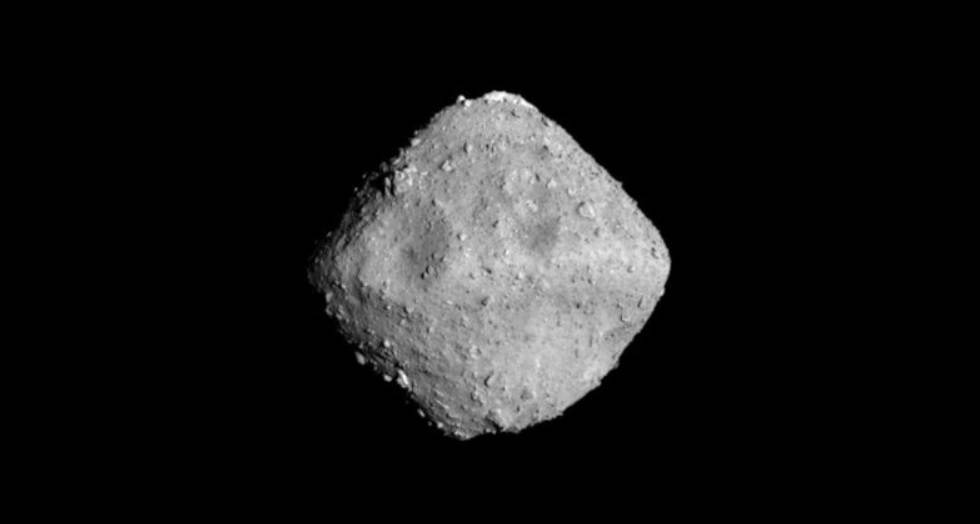 La sonda Hayabusa 2 manda los primeros datos del asteroide Ryugu