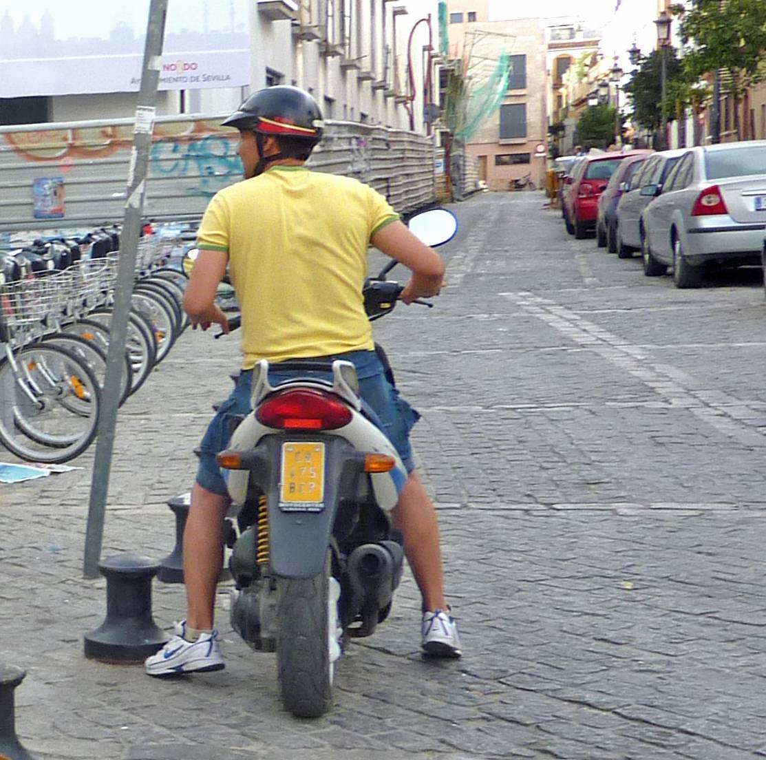 La carga mental y emociones como el enfado o la tristeza influyen en la conducción de motos