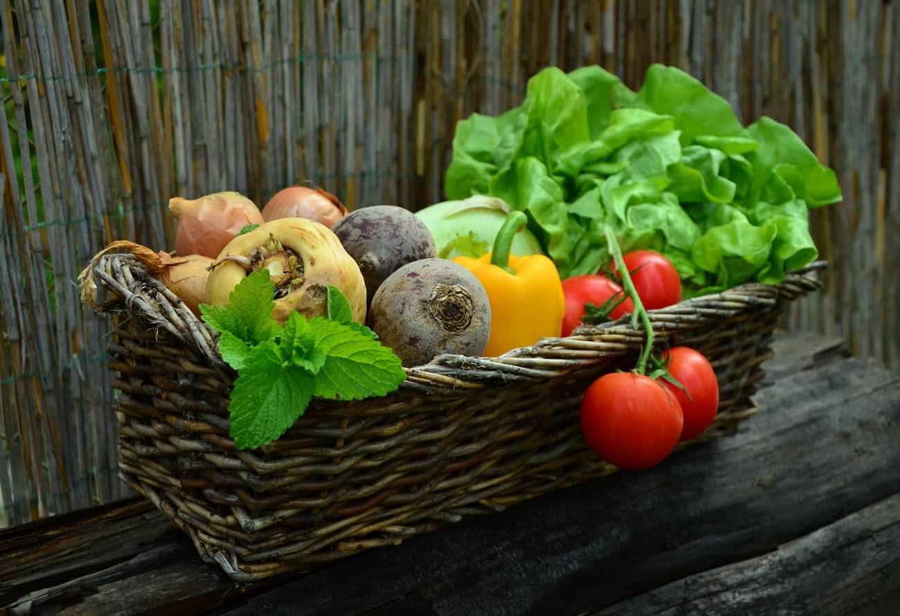 Fotografía de verduras frescas.