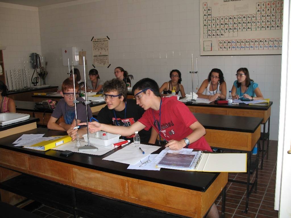 Los bachilleres más sobresalientes de España se enamoran de las ciencias básicas en Jaca