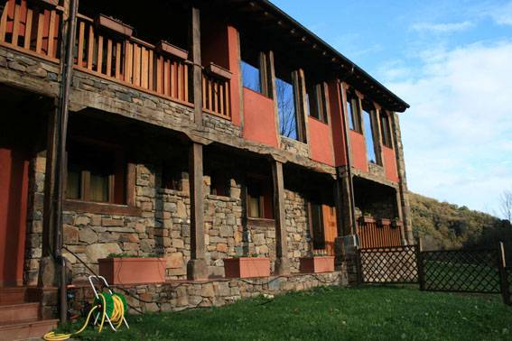 Los hoteles españoles con certificación ambiental no informan del destino de sus residuos