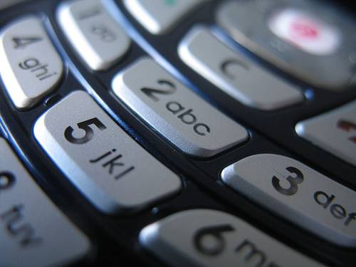 Los medios tecnológicos actuales no protegen adecuadamente a los menores ante determinados servicios de telefonía móvil