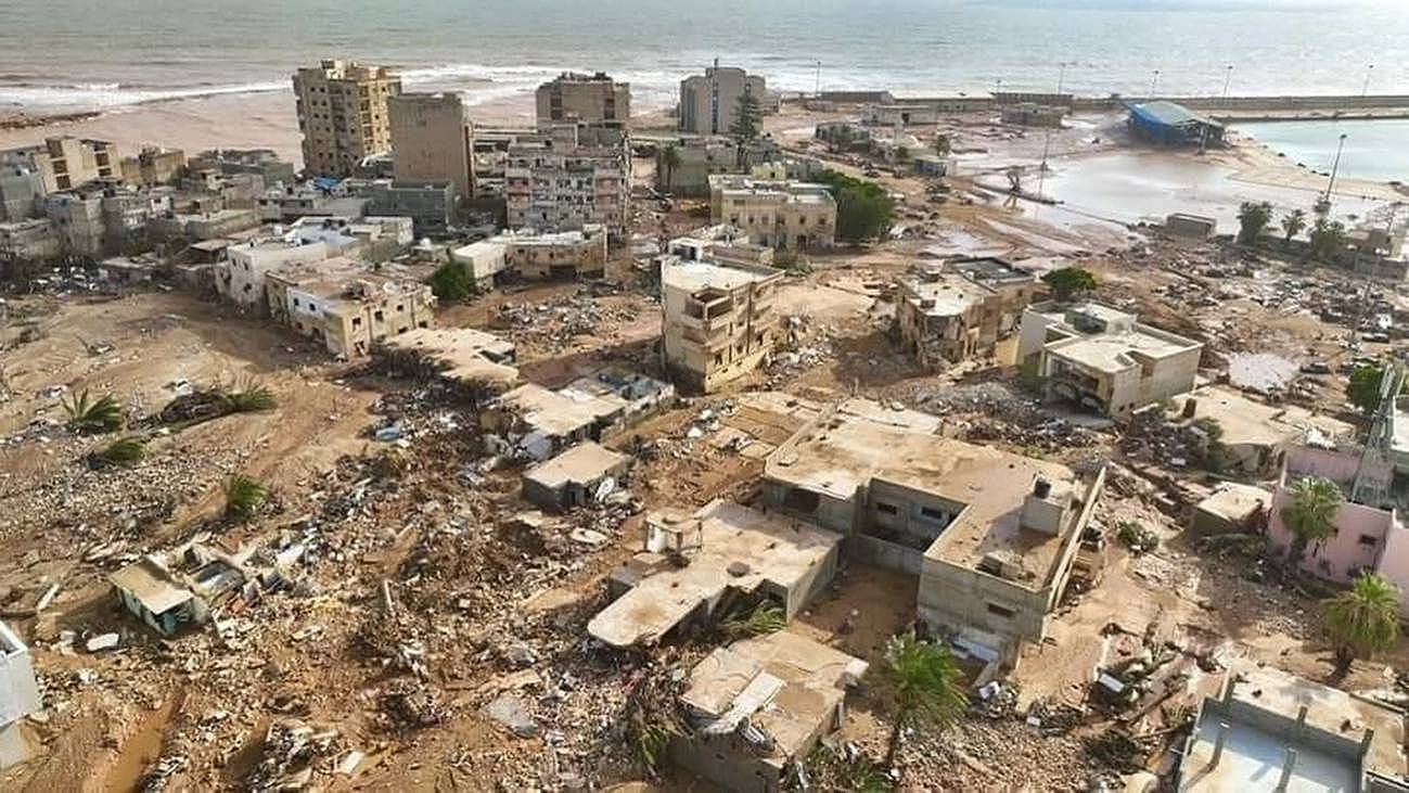 Vista aérea de la ciudad de Derna (Libia), tras el paso del ciclón Daniel