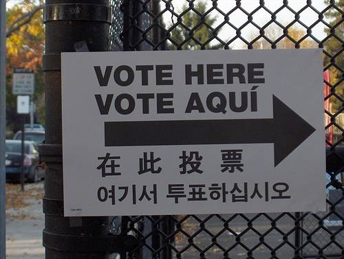 Más de la mitad de la población andaluza, favorable a que las personas extranjeras residentes puedan votar
