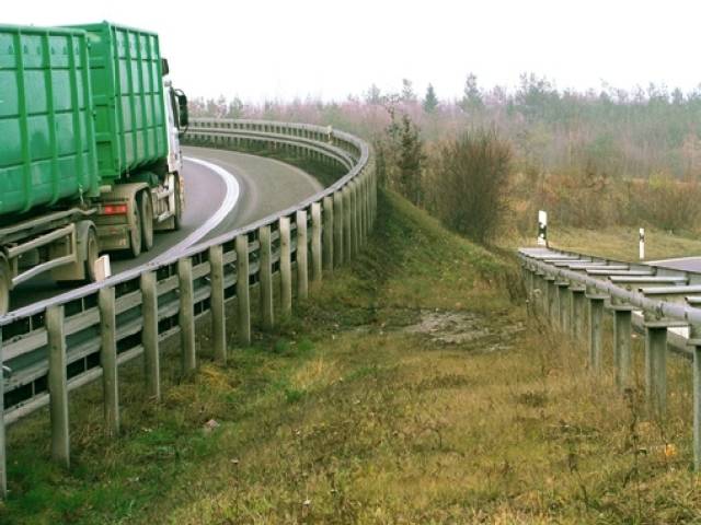 Nueva variable para mejorar la homologación de barreras en carreteras