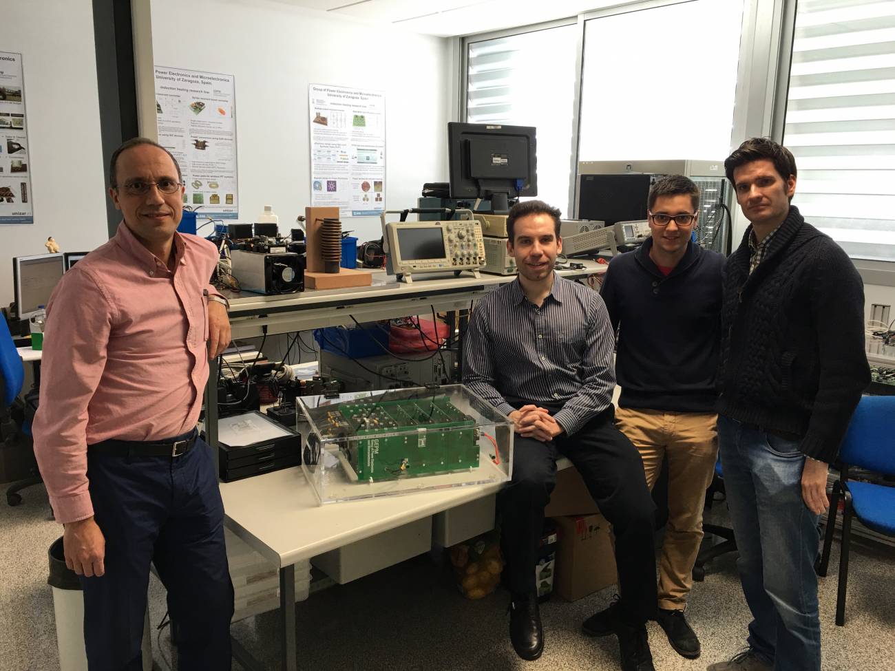Nuevo generador de pulsos de alta tensión para destruir tumores 