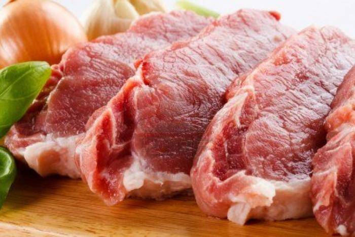 Los investigadores analizaron cómo afectan a los niveles de concentración de patógenos los cambios en la temperatura de almacenamiento que sufren los productos cárnicos  / Fundación Descubre