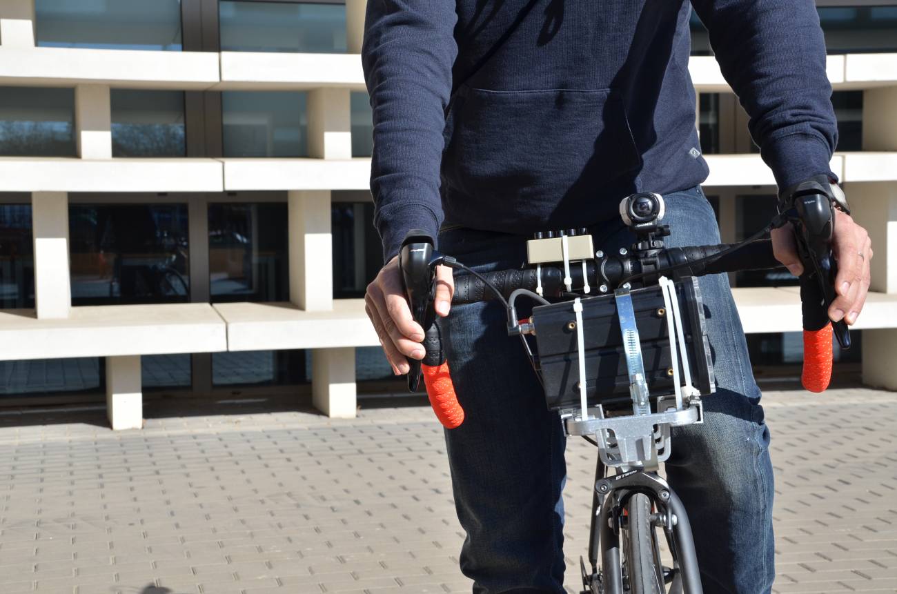 Un 36% de los adelantamientos a ciclistas no respeta la distancia de seguridad