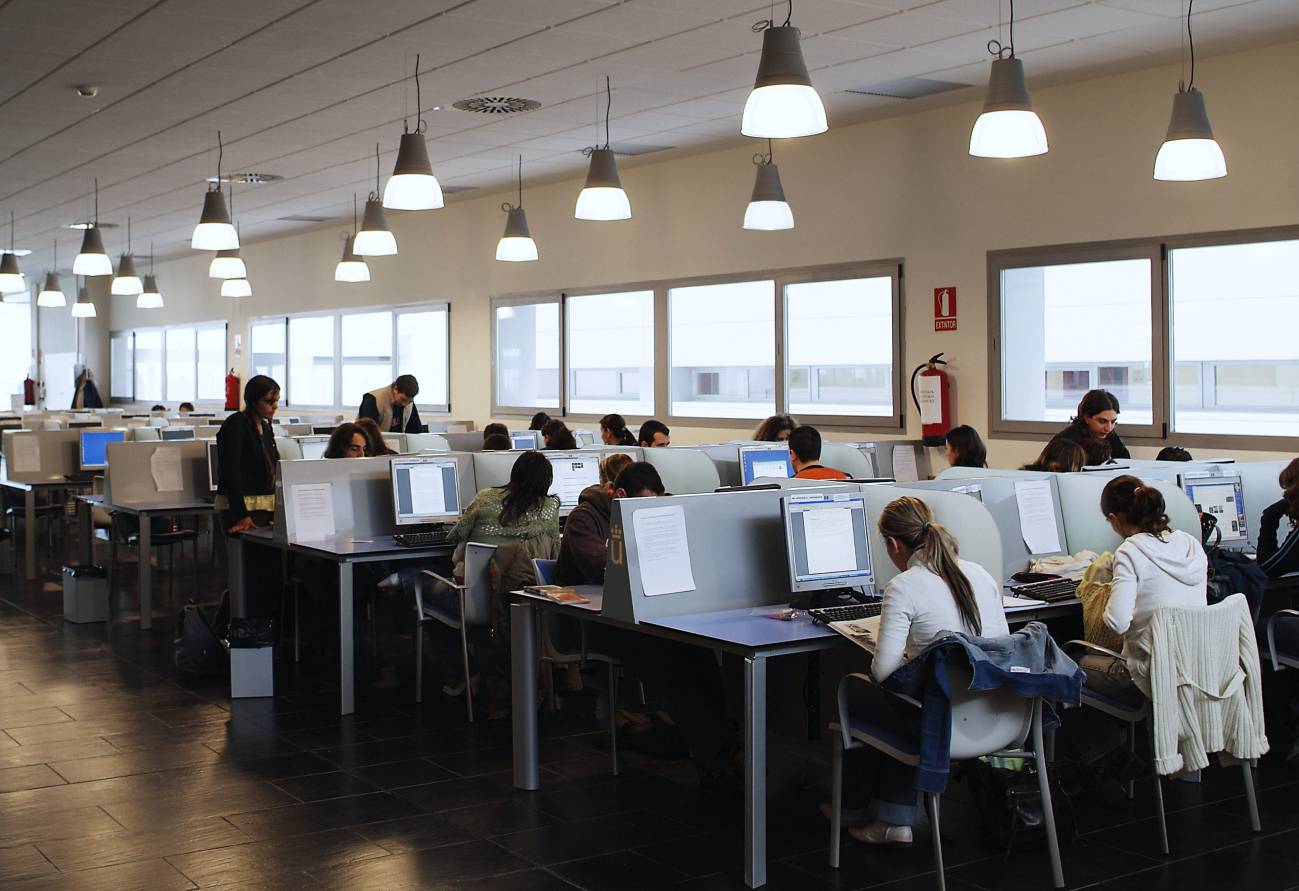 Un 83% de los jóvenes prefiere internet para informarse sobre temas de salud 