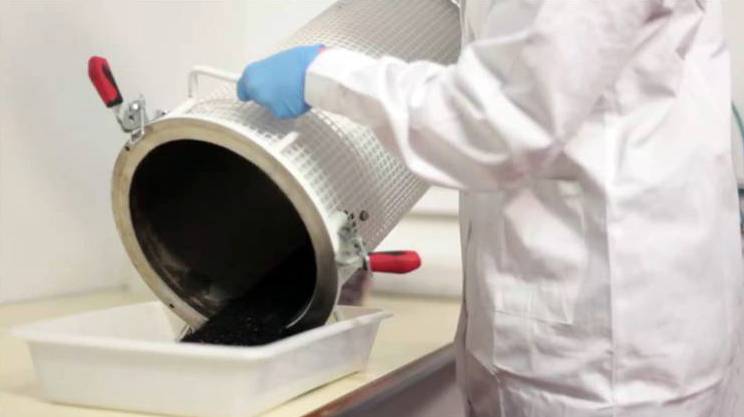 Un carbón sintético mejora el almacenamiento de las energías renovables