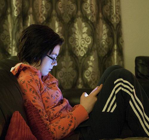 Un estudio propone registrar la edad del menor que compre un móvil