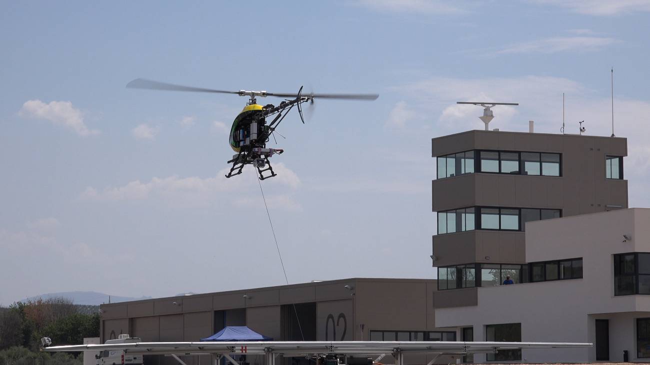 Un nuevo sistema de aterrizaje permite aterrizar a helicópteros y drones en plataformas móviles sin GPS