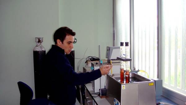 Un nuevo test de envejecimiento acelerado mejora la búsqueda de nuevos destilados y aguardientes 