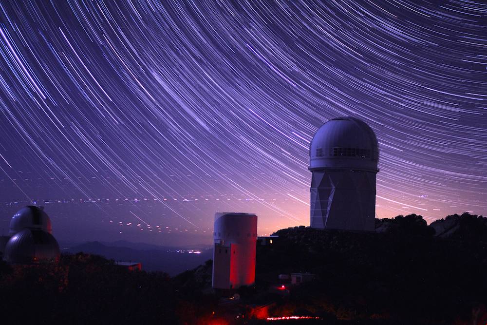 Un veterano telescopio se reinventa para investigar la energía oscura