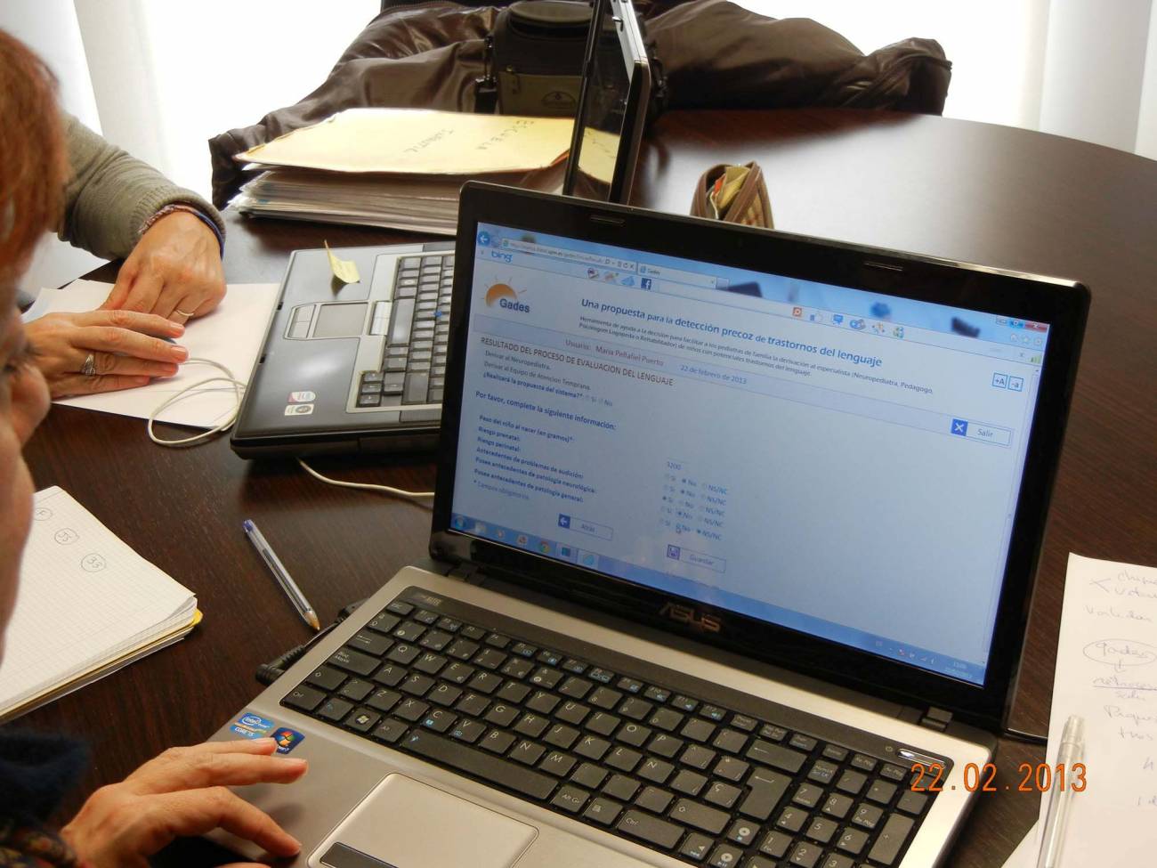 Prueba de verificación de Gades por un terapeuta del Centro de Intervención del Lenguaje. Autor: Mª Luisa Martín Ruiz.