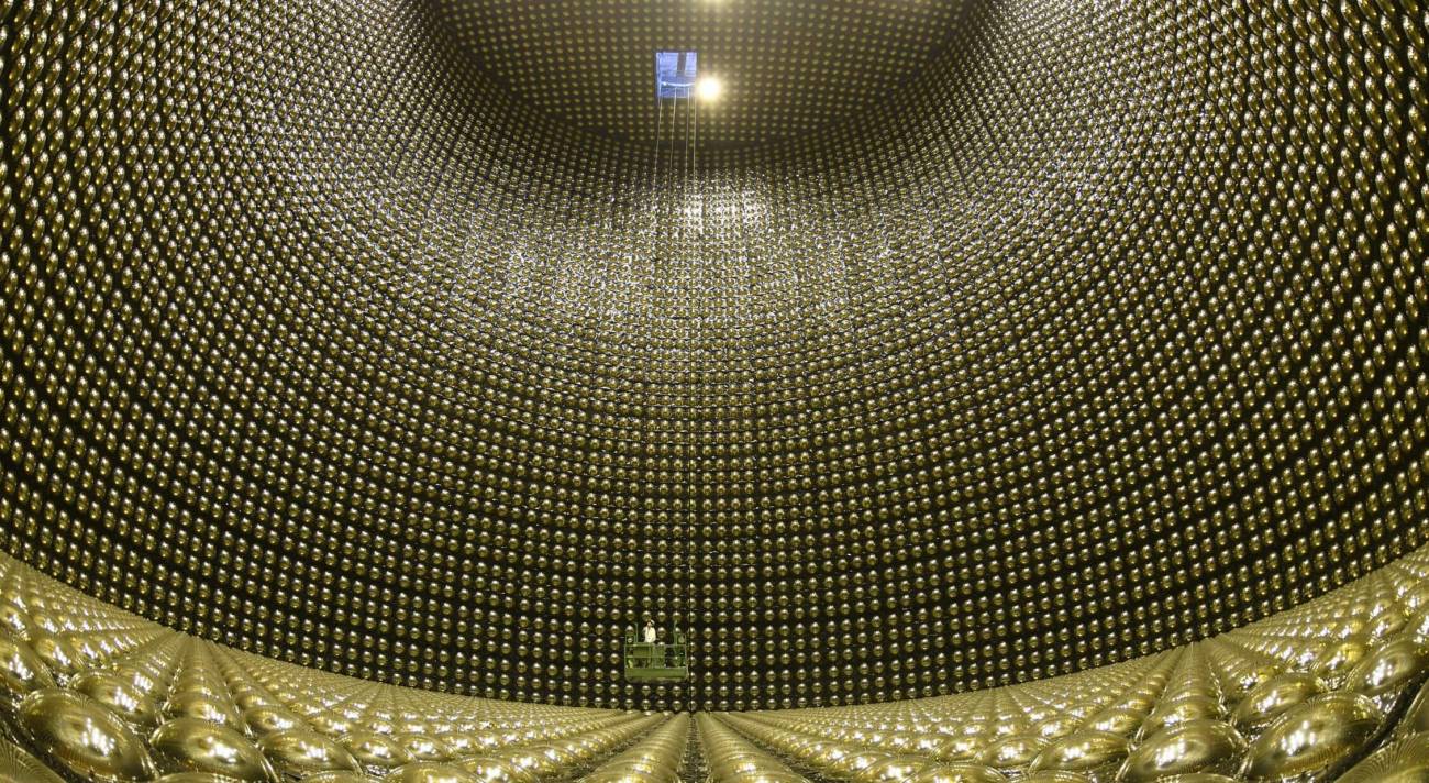 Interior del detector Super-Kamiokande./ Colaboración Super-Kamiokande.
